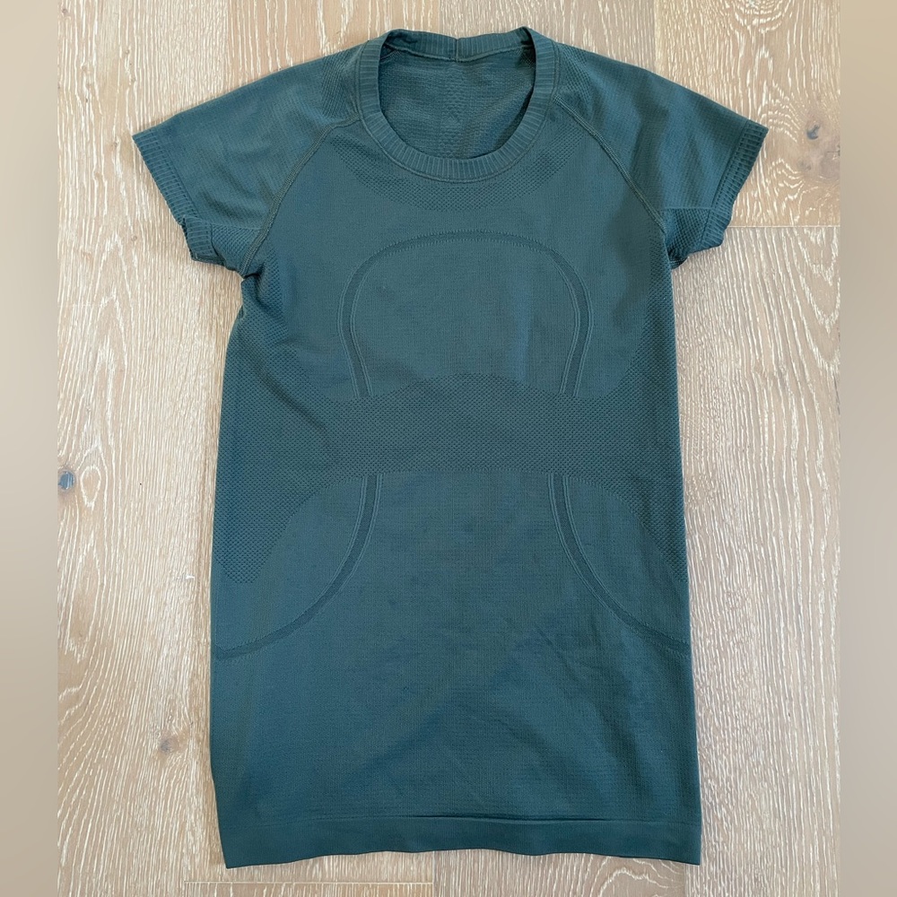 Lululemon Women’s Swiftly Tech Short Sleeve Shirt 2.0 - 6